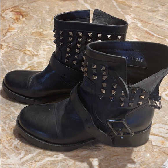 Valentino rock stud boots - Picture 1 of 6